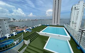 Apartamentos en Edificio Portofino Remodelados ICDI